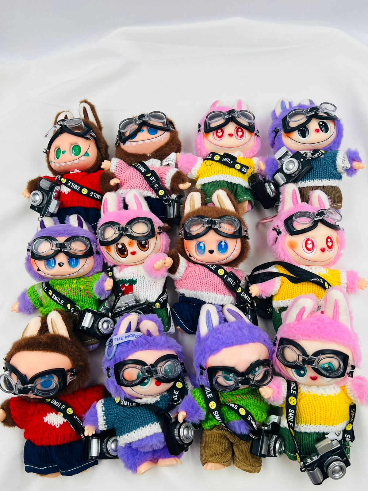 Miniatura 3 de LLAVERO DE MUÑECO LABUBU